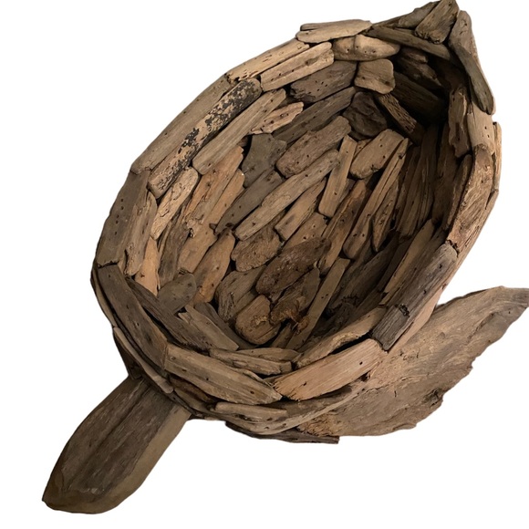 Driftwood sea turtle bowl.EUC - Picture 2 of 2